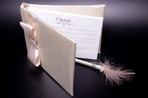 Il libro dei desideri per il matrimonio con le proprie mani