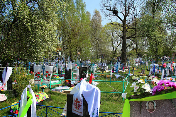 Quando vanno al cimitero