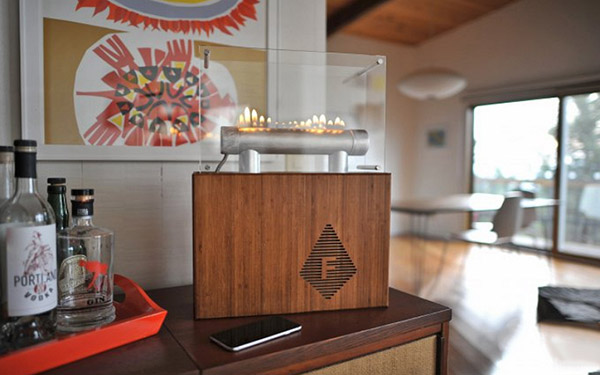 Fuoco magico: colonna-camino Fireside Audiobox