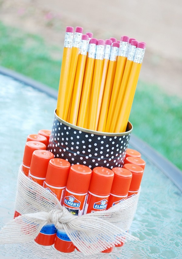 Un regalo originale per la Giornata dell'insegnante per l'insegnante di classe e gli insegnanti di materie. Idee di regali con le proprie mani