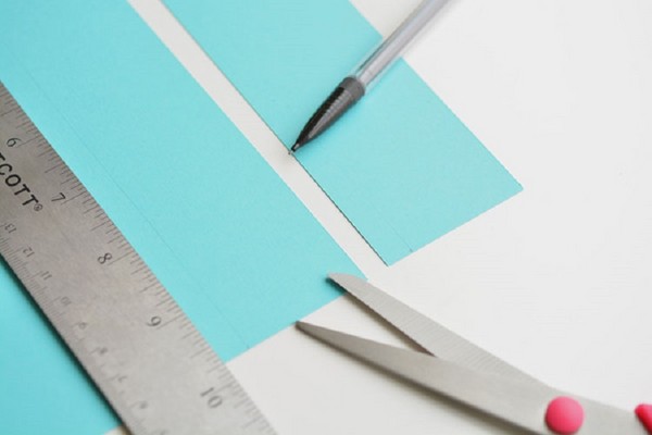 Artigianato per la festa della mamma con le proprie mani: per la scuola materna e 1a classe, per la scuola, dalla carta colorata, tovaglioli