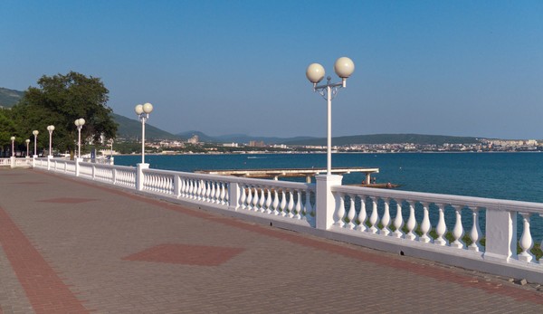 Che tempo farà a Gelendzhik a settembre 2016? Previsione del centro idrometeorologico sulla temperatura e la temperatura dell'acqua a Gelendzhik per settembre e recensioni dei turisti