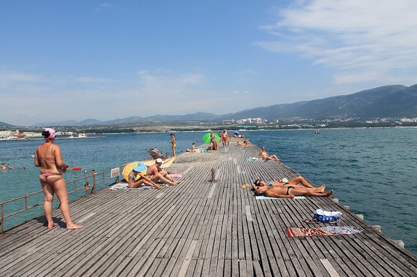 Che tempo farà a Gelendzhik a settembre 2016? Previsione del centro idrometeorologico sulla temperatura e la temperatura dell'acqua a Gelendzhik per settembre e recensioni dei turisti