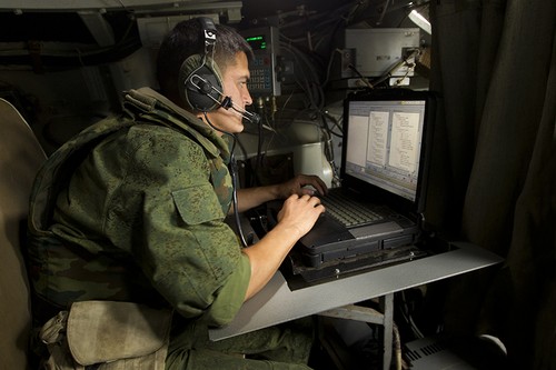 Congratulazioni per il Giorno delle Comunicazioni Militari in versi e in prosa