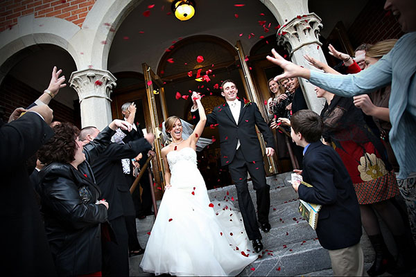 I segni e le credenze matrimoniali più precisi