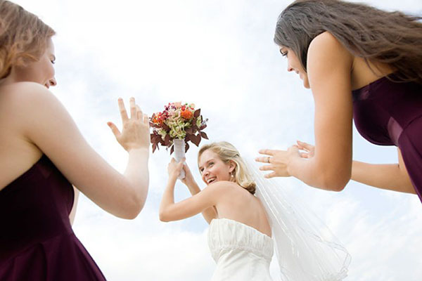 I segni e le credenze matrimoniali più precisi