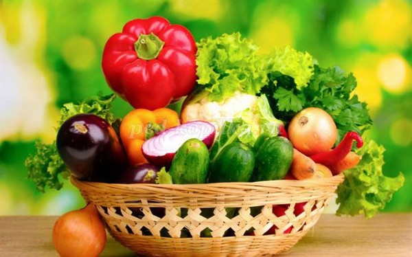Scenario del Harvest Festival per scuola elementare, alunni senior, adulti e pensionati