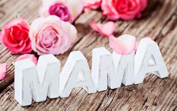 Poesie per la mamma: bella, toccante, corta, lunga, da figlia e figlio