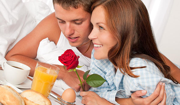 Antiche cospirazioni per l'amore di un uomo di una strega bianca ereditaria