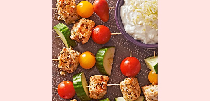 5 Mini shashlik (souvlaki) con salsa di yogurt con finocchio