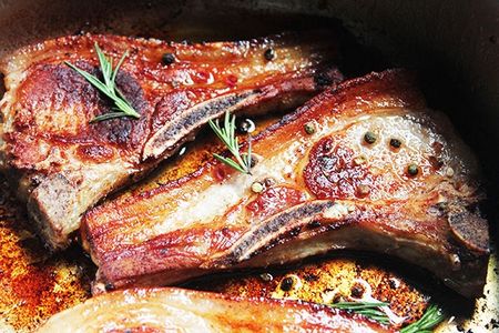 8 regole per cucinare il maiale in una padella