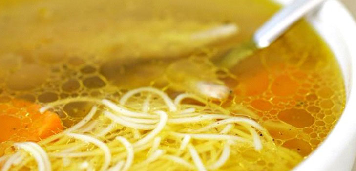 Zuppa di pollo fragrante