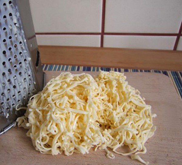 Ricette con una foto di un menu modesto ma gustoso, o Cosa puoi mangiare nel post prima di Pasqua