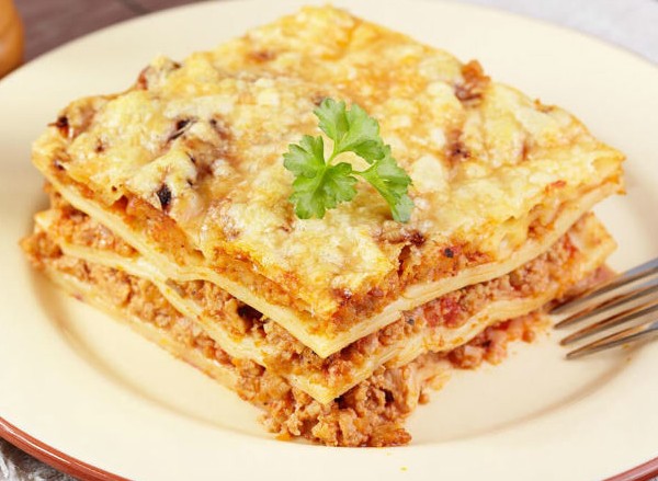 Deliziosa e veloce cena festiva il 23 febbraio, lasagna ai funghi