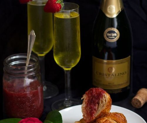 Vino fatto in casa da marmellata di lamponi