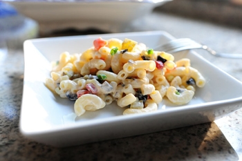 Foto di una ricetta per un'insalata fredda italiana per il compleanno di suo marito