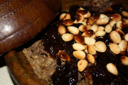 Ricetta per carne di manzo con prugne nel multivark - passo dopo passo con la foto