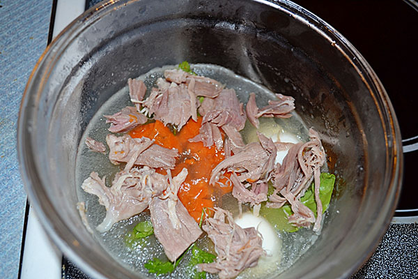 Ricette di un raffreddore con foto fatte passo dopo passo - da maiale, stinco, manzo, cosce di pollo, con gelatina