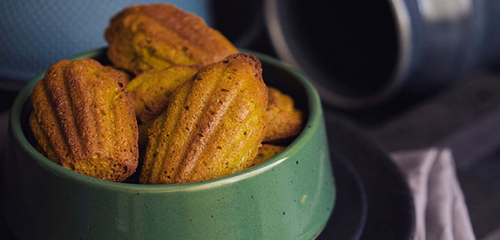 Ricetta francese squisita: biscotti alle noci morbidi Madeleine