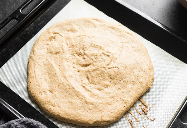 Elegante e semplice ricetta per la meringa di noce