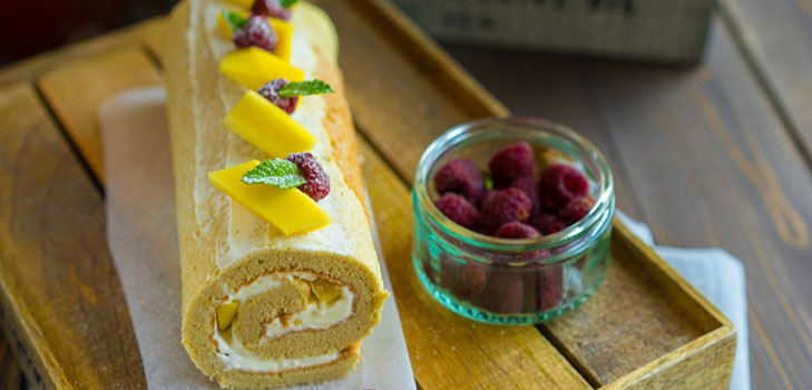 Una ricetta raffinata: un rotolo con crema cremosa