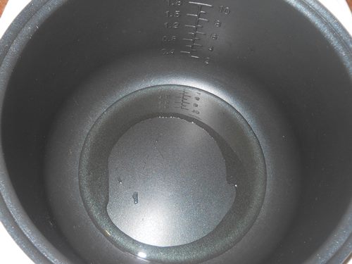Maiale in una salsa cremosa in un multivarch