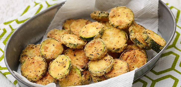 Zucchine croccanti con aglio e verdure - foto di ricetta c