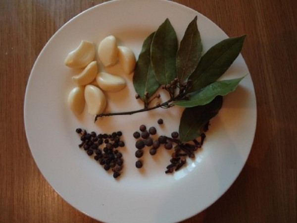 Come mettere funghi a casa - ricette per l'inverno nelle banche