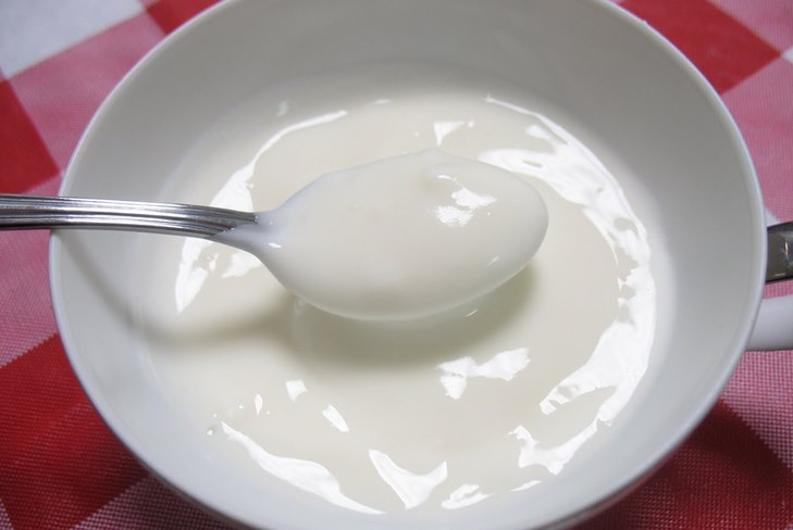 Come preparare yogurt con lievito a casa