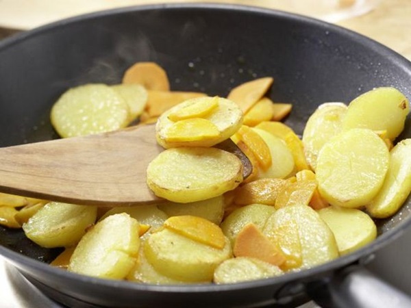 Come cucinare i finferli in una padella