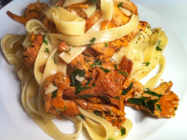 Come cucinare i finferli in una padella