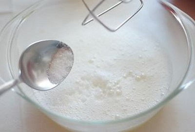 Come cucinare la meringa, una deliziosa ricetta con una foto
