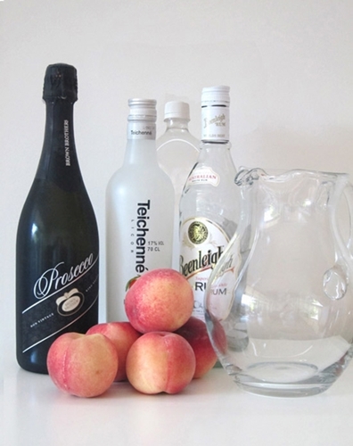 Come fare il vino Sangria - passo dopo passo la ricetta fotografica Foto della ricetta del vino Sangria