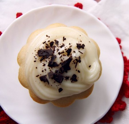 Come fare una crema per cappuccino: crema pasticcera, formaggio e crema di latte condensato, una ricetta con una foto
