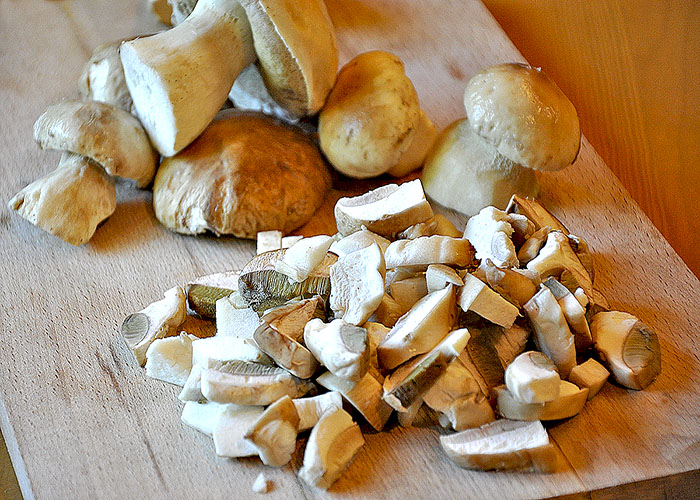 Ricetta per porcini in salamoia con acido citrico Ricetta per porcini in salamoia con acido citrico