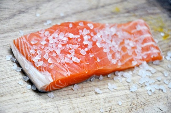 Come scegliere il salmone in salamoia: ricette Come scegliere il salmone in salamoia: ricette