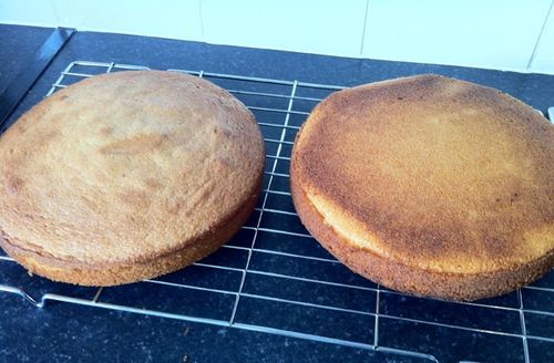 La ricetta per una deliziosa e insolita cupcake in un multivarro - passo dopo passo con la foto