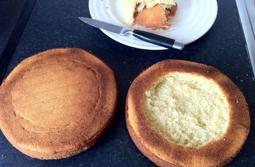La ricetta per una deliziosa e insolita cupcake in un multivarro - passo dopo passo con la foto