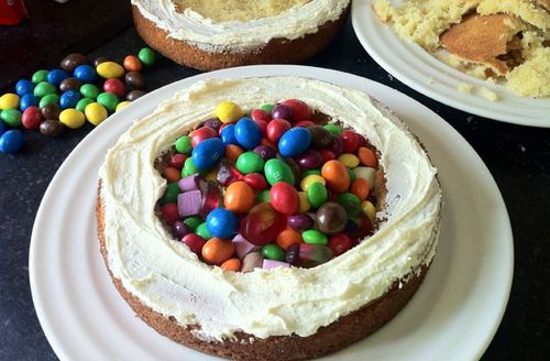 La ricetta per una deliziosa e insolita cupcake in un multivarro - passo dopo passo con la foto