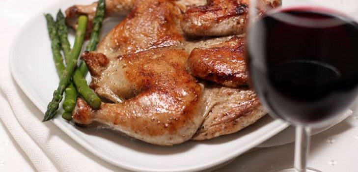 Una ricetta classica per un delizioso pollo di tabacco Una ricetta classica per un delizioso pollo di tabacco