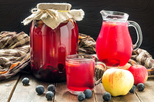 Compote dalla frittata di chokeberry