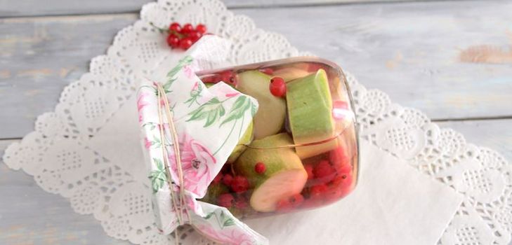 Ricetta per zucchine in scatola con ribes rosso
