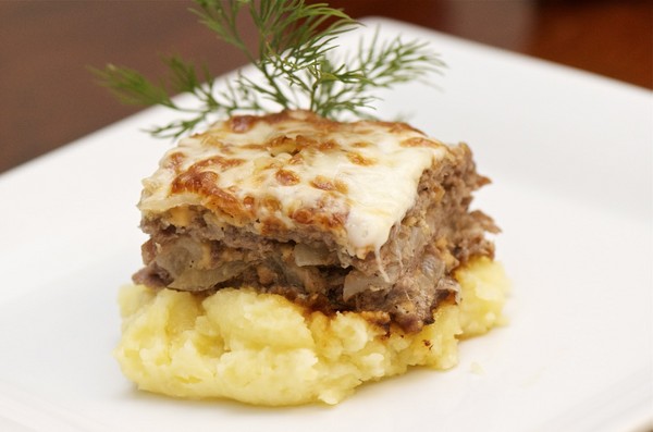 Carne in francese con funghi Carne in francese con funghi