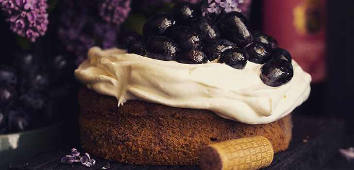 Una ricetta inusuale per una torta di vino di primavera