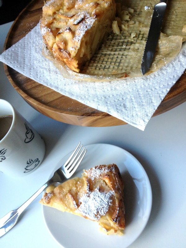 Charlotte molto gustosa con mele