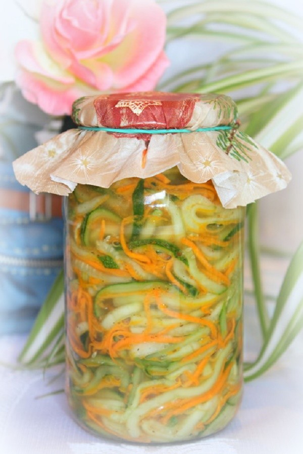 Cetrioli in coreano per l'inverno - ricette con carote, carne, senza sterilizzazione. Insalata di cetrioli in coreano per l'inverno della cucina veloce