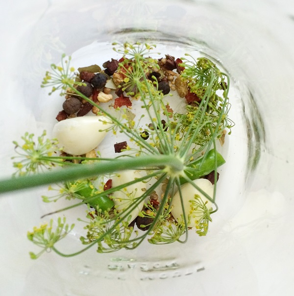 Cetrioli saporiti con aglio per l'inverno