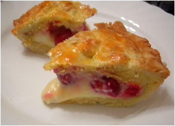 torta su un piatto