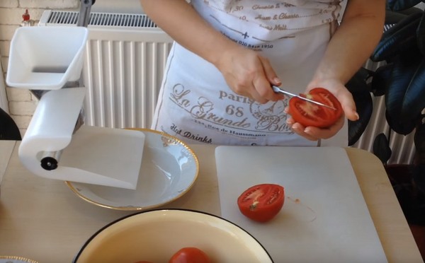 Pomodori nel loro stesso succo per l'inverno, ricette con foto