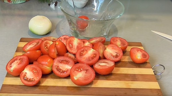 Pomodori in gelatina per l'inverno - ricette con cipolle, senza sterilizzazione. Pomodori sott'aceto raccolti in gelatina per l'inverno